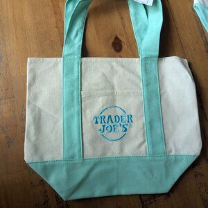 Trader Joe's mini totes pastel green